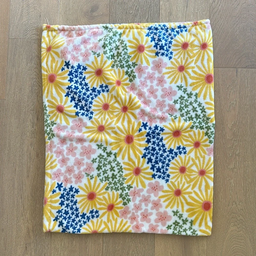 Room Essentials Printed Plush Floral Easter Throw Blanket